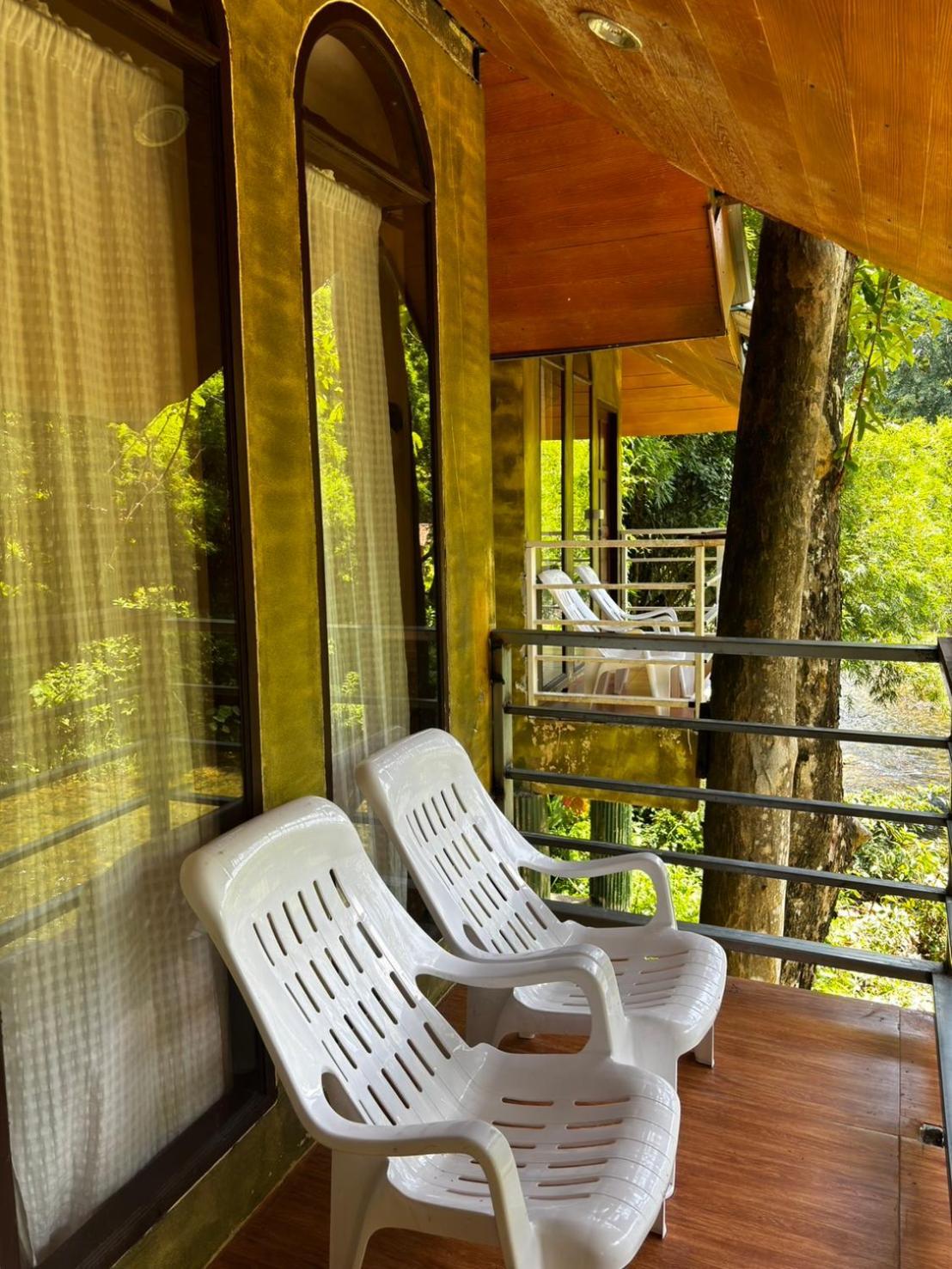 Khao Sok Jungle Huts Resort Khao Sok National Park Exterior foto